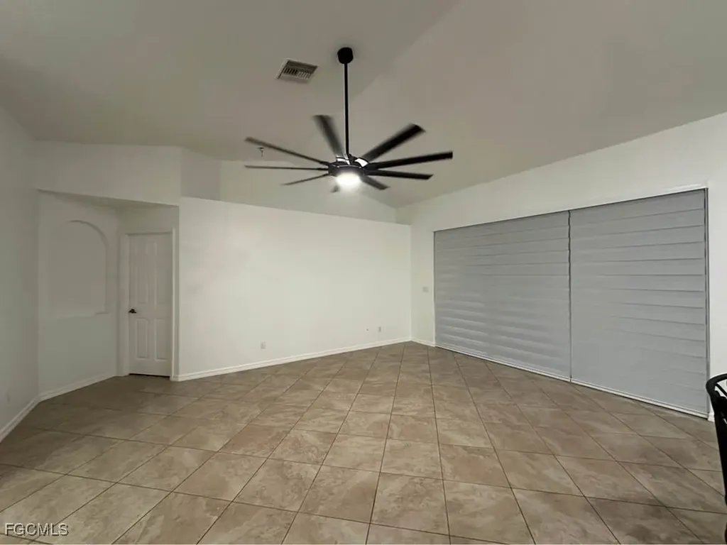 2842 NW 5th Avenue Cape Coral FL 33993