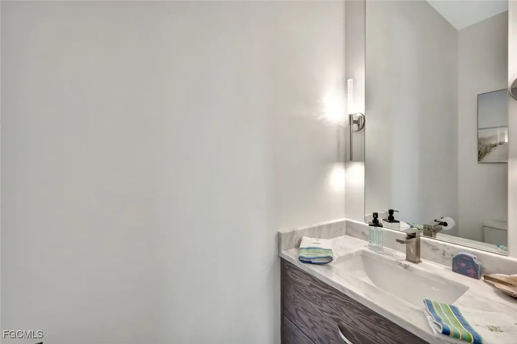 1044 Fish Crow Road Sanibel FL 33957