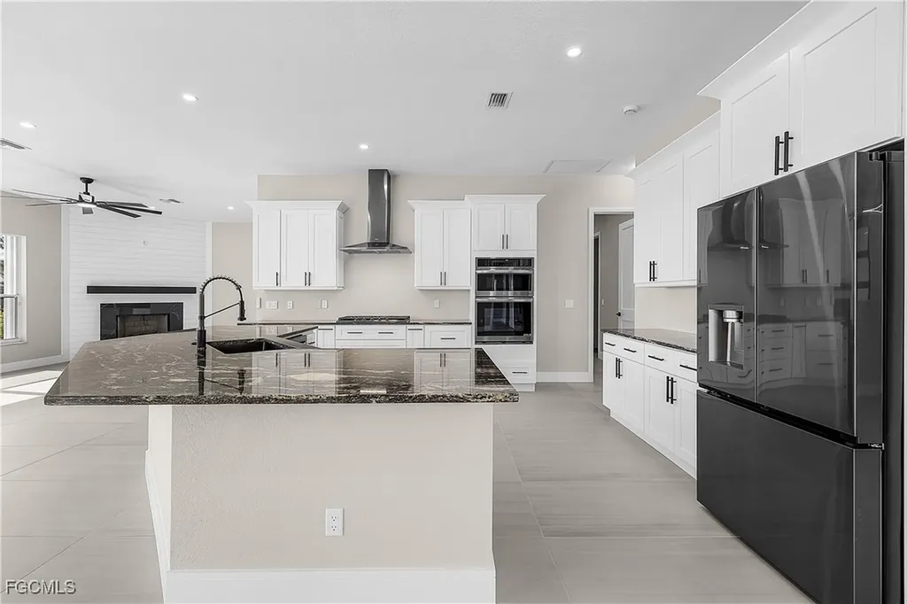 3302 NW 2nd Terrace Cape Coral FL 33993