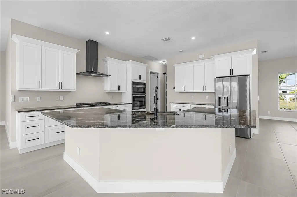 3302 NW 2nd Terrace Cape Coral FL 33993