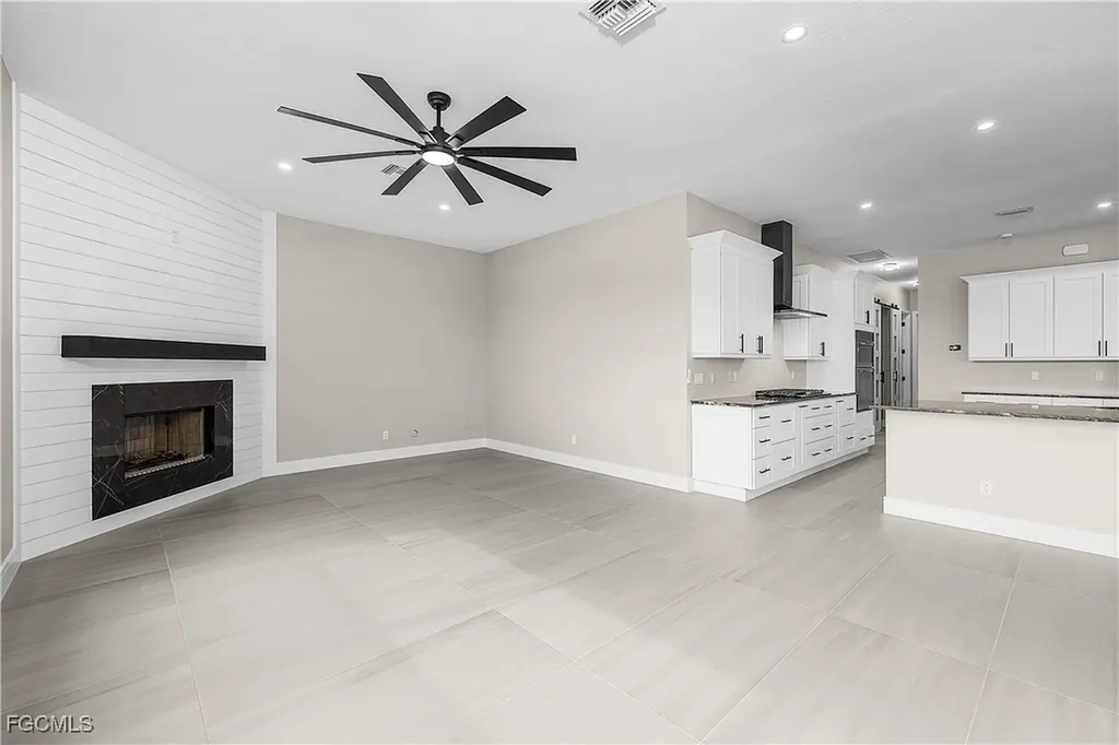 3302 NW 2nd Terrace Cape Coral FL 33993