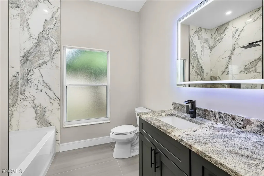 3302 NW 2nd Terrace Cape Coral FL 33993