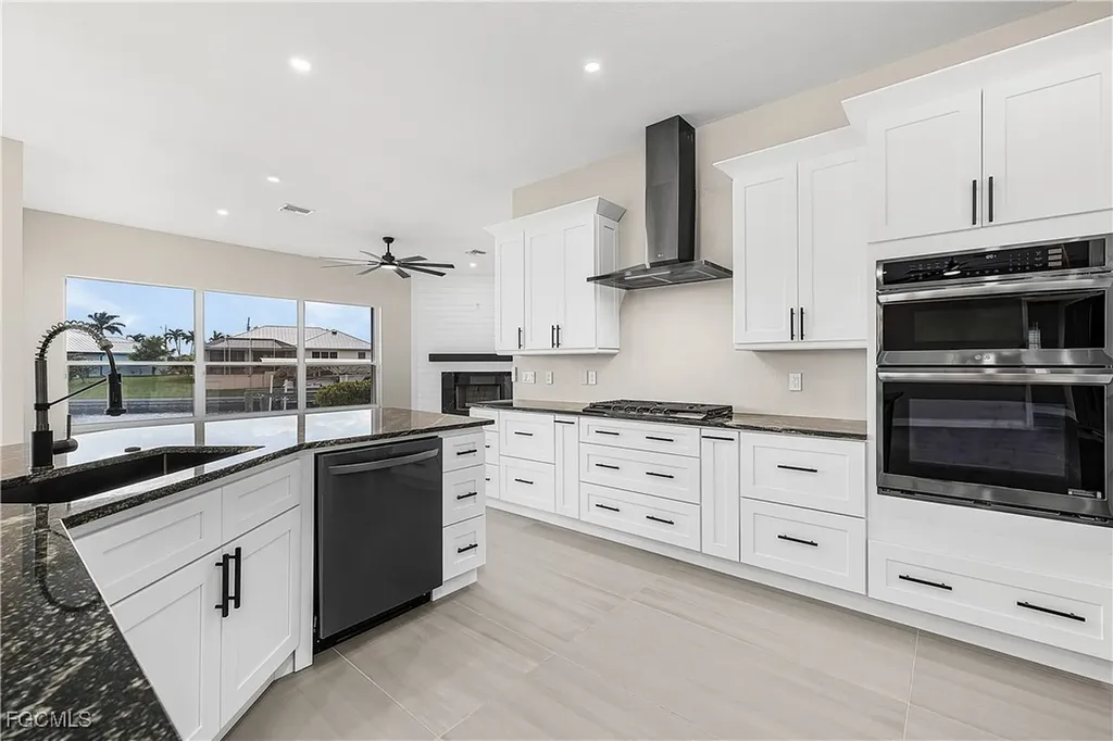 3302 NW 2nd Terrace Cape Coral FL 33993