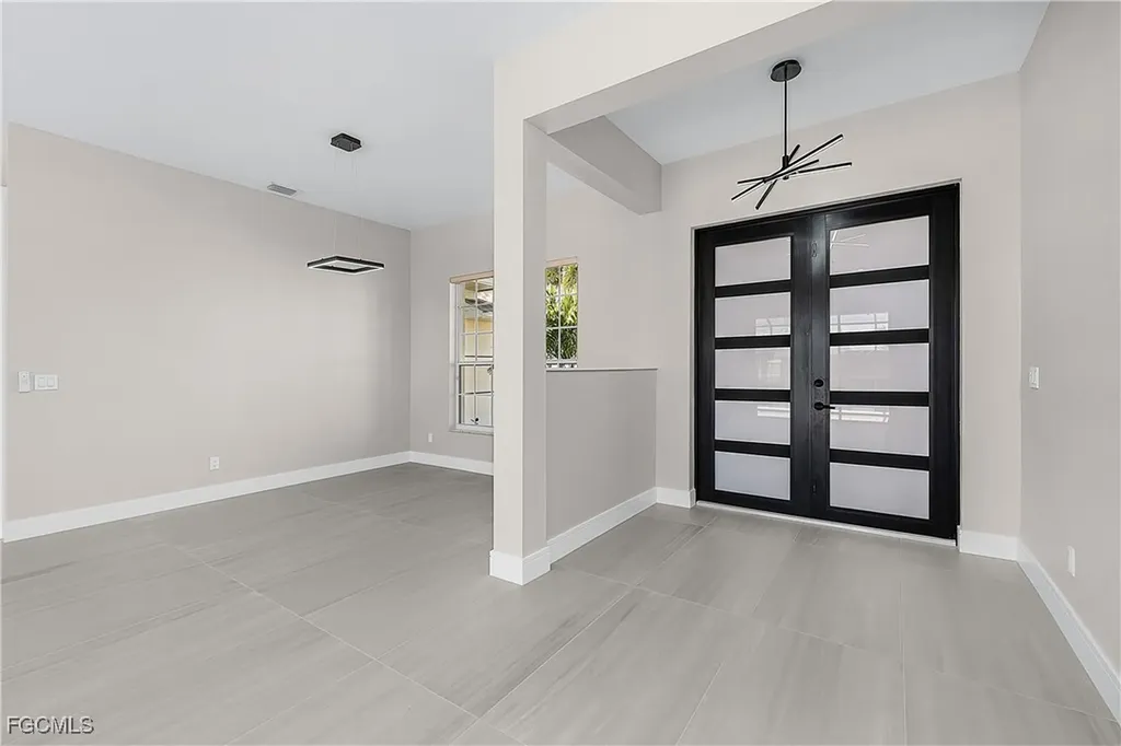 3302 NW 2nd Terrace Cape Coral FL 33993