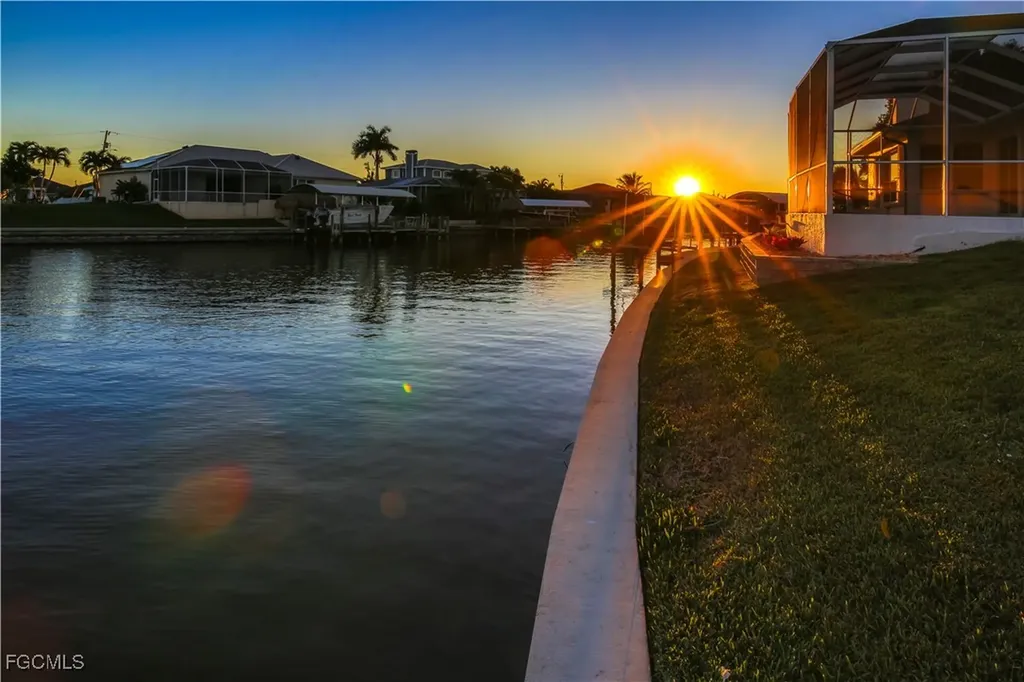 3302 NW 2nd Terrace Cape Coral FL 33993