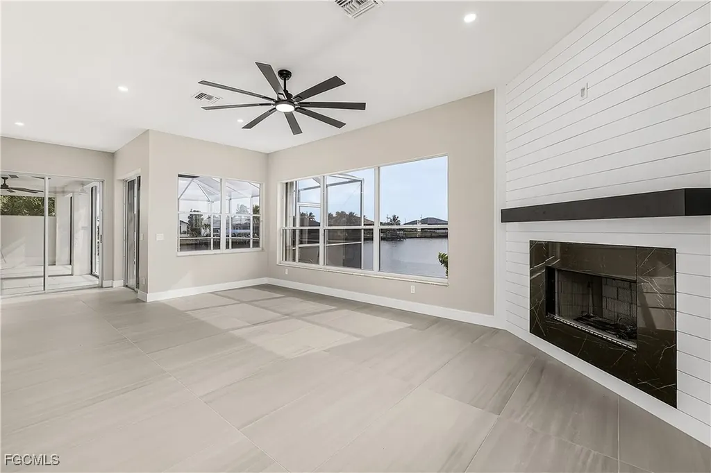 3302 NW 2nd Terrace Cape Coral FL 33993