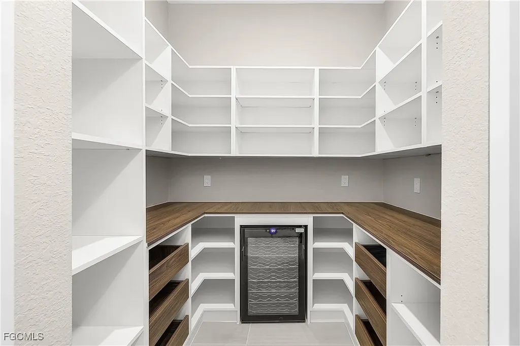 3302 NW 2nd Terrace Cape Coral FL 33993