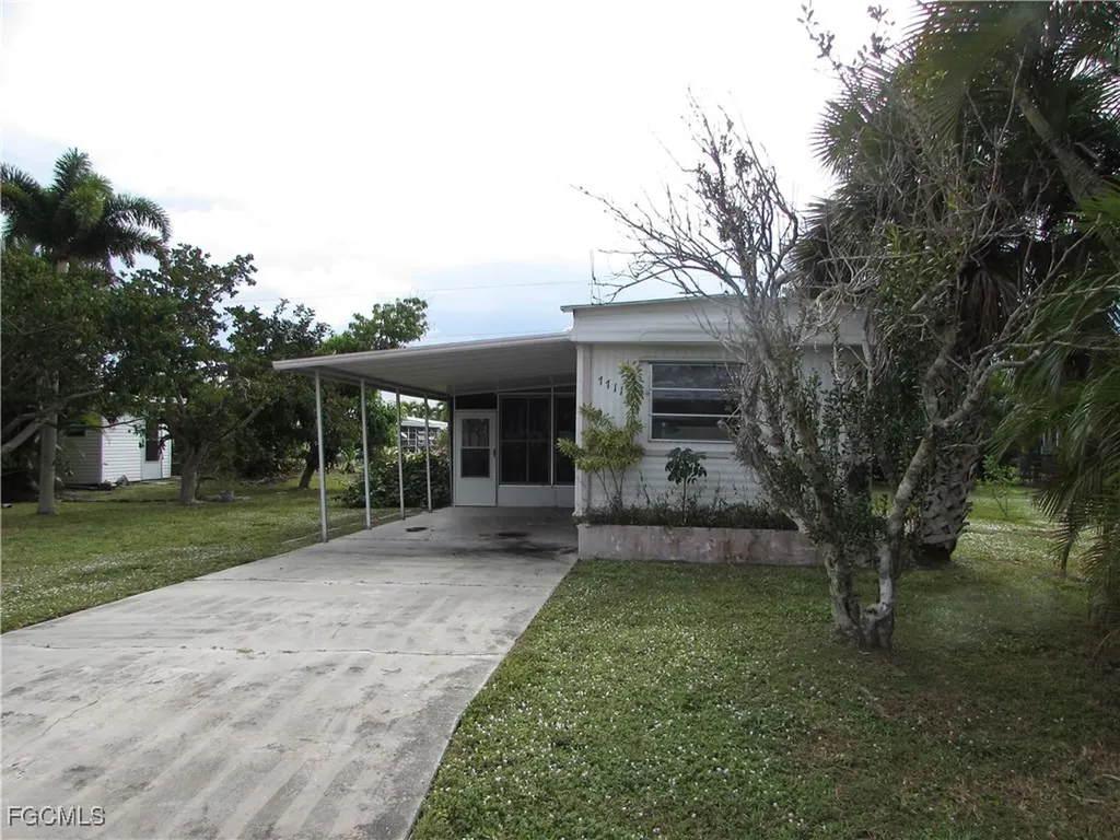 Bokeelia FL, 7711 Farrell Road