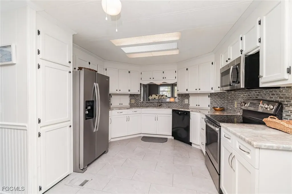 5508 Colonial Road North Fort Myers FL 33917