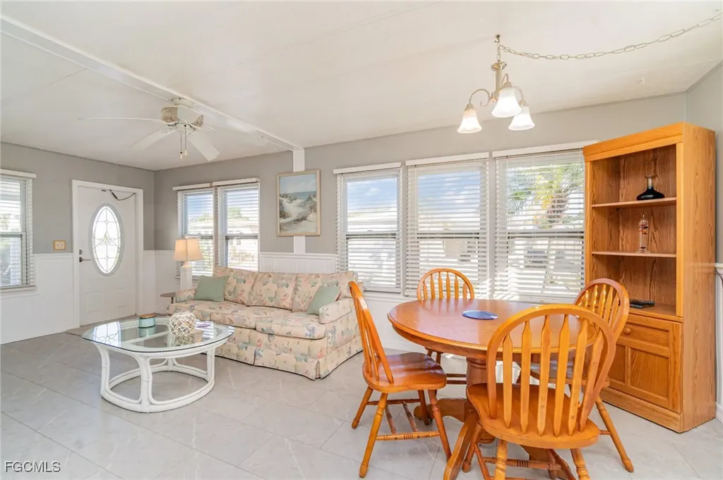 5508 Colonial Road North Fort Myers FL 33917