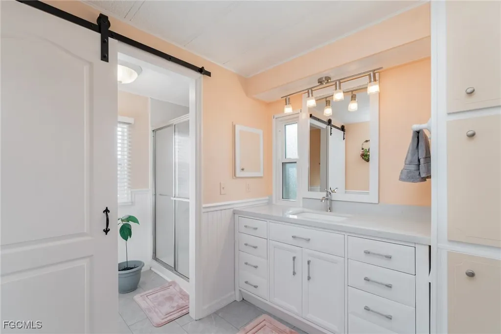 5508 Colonial Road North Fort Myers FL 33917