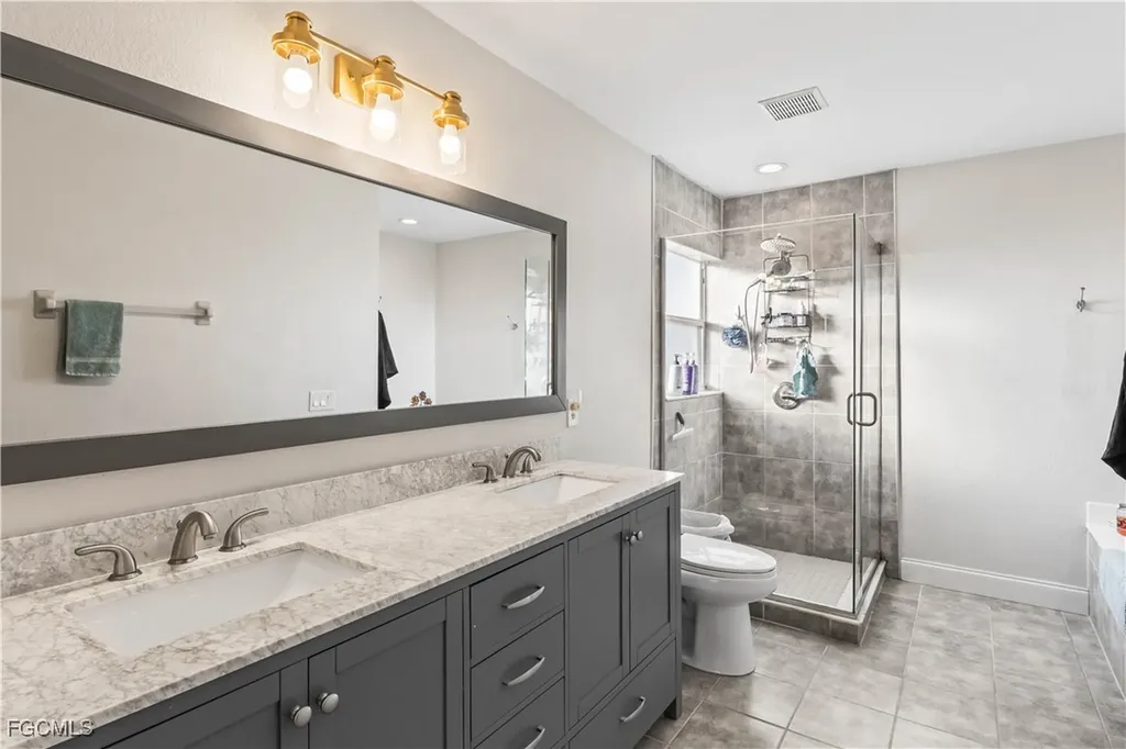 4126 NW 37th Street Cape Coral FL 33993