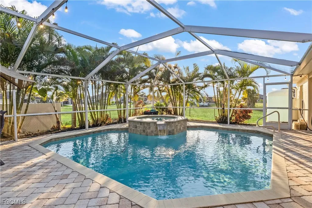 4126 NW 37th Street Cape Coral FL 33993