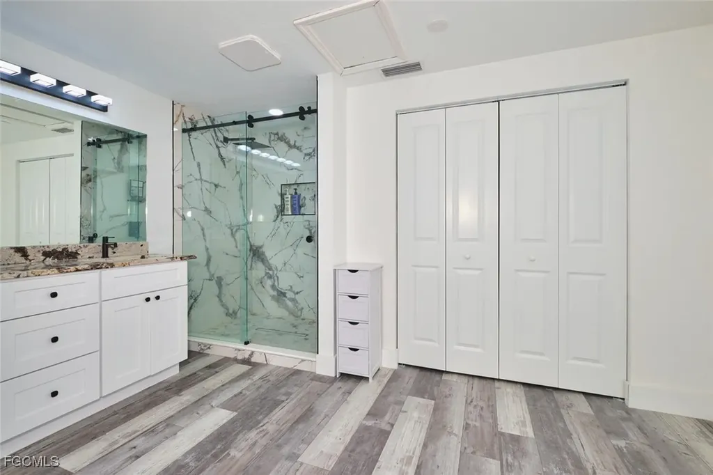 6451 Adelphi Circle Fort Myers FL 33919