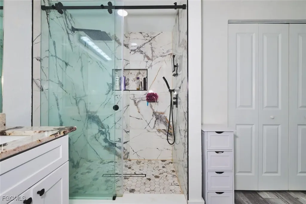 6451 Adelphi Circle Fort Myers FL 33919