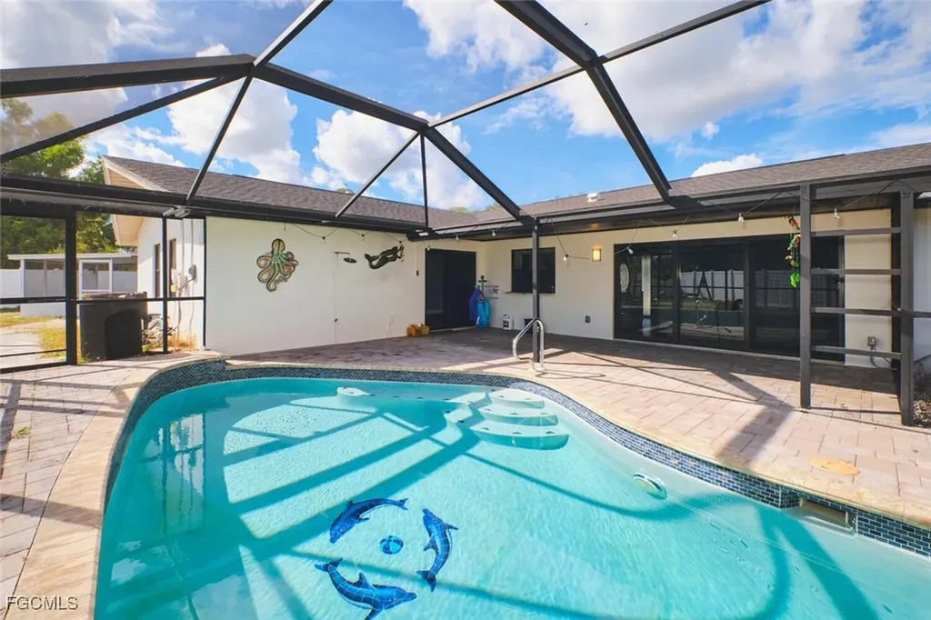 6451 Adelphi Circle Fort Myers FL 33919