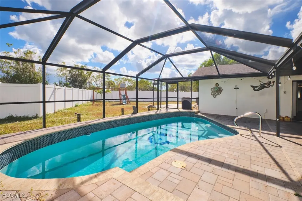 6451 Adelphi Circle Fort Myers FL 33919