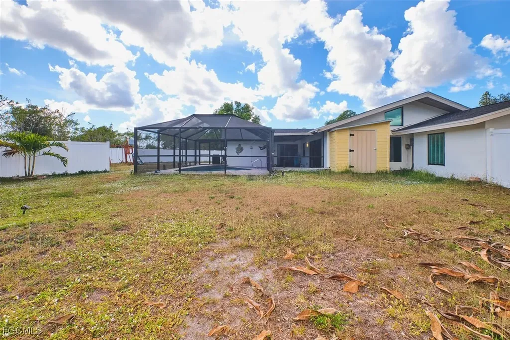 6451 Adelphi Circle Fort Myers FL 33919