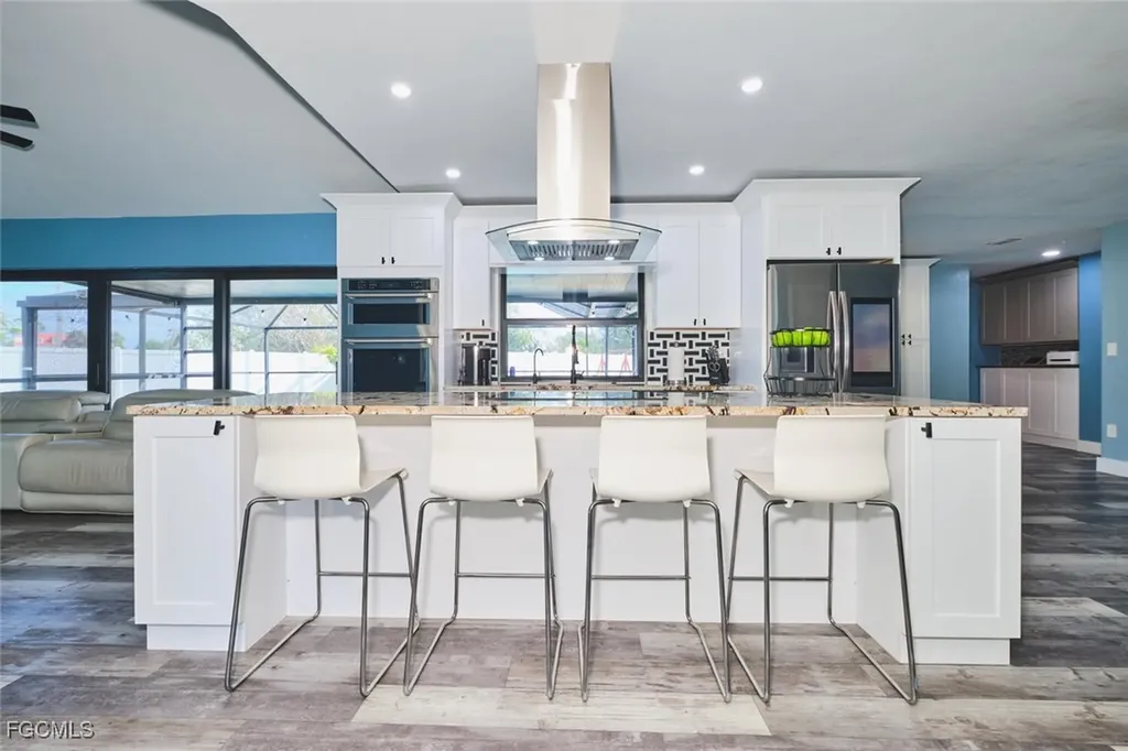 6451 Adelphi Circle Fort Myers FL 33919
