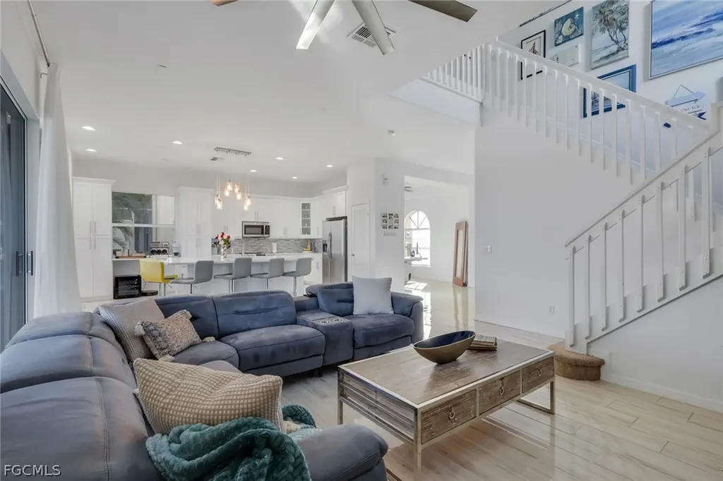 2675 Blue Cypress Lake Court Cape Coral FL 33909