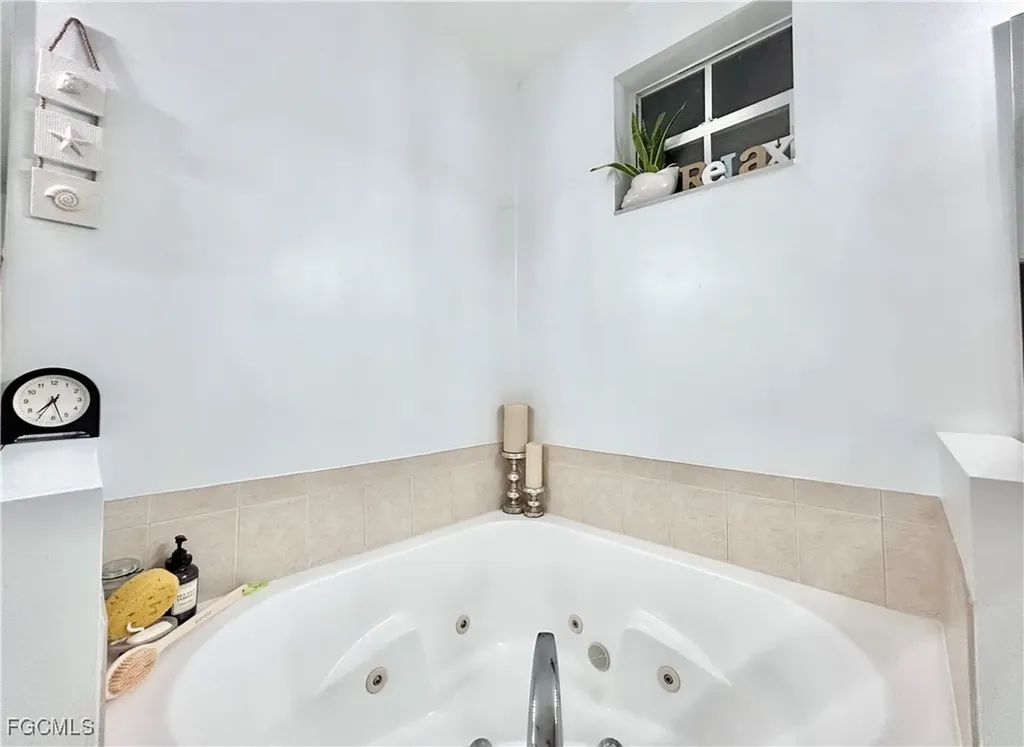 2675 Blue Cypress Lake Court Cape Coral FL 33909