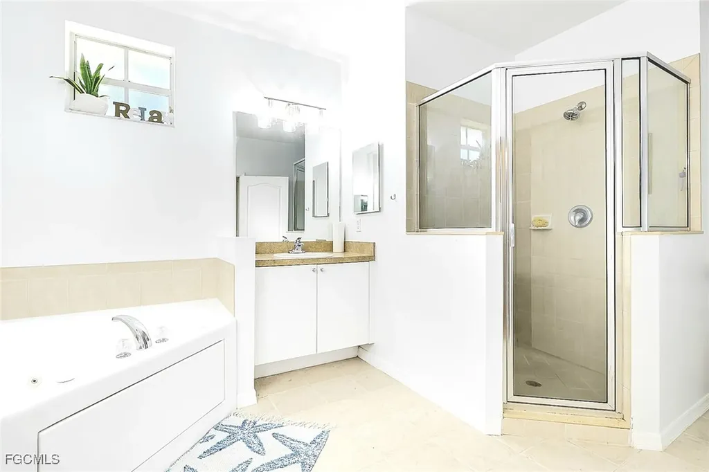 2675 Blue Cypress Lake Court Cape Coral FL 33909