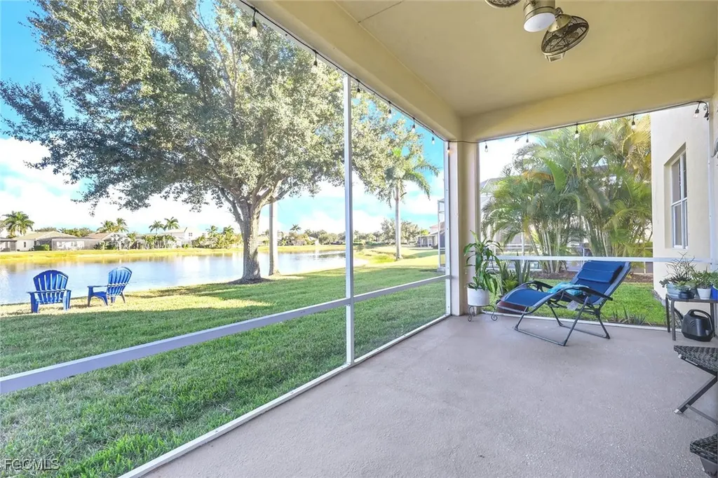 2675 Blue Cypress Lake Court Cape Coral FL 33909