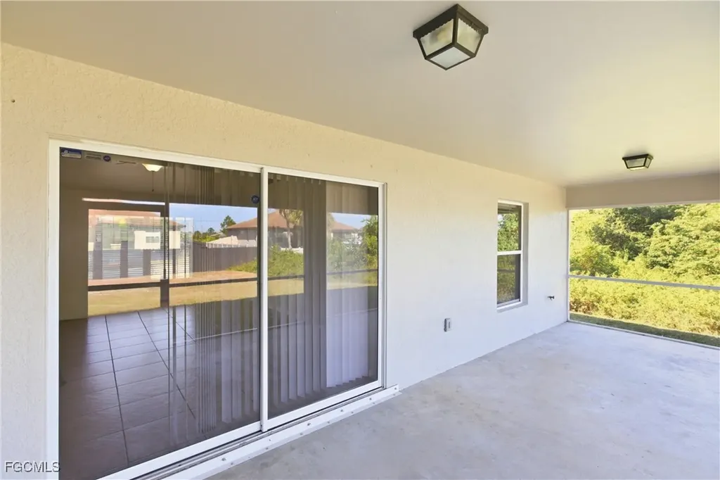 2906 26th Street SW Lehigh Acres FL 33976