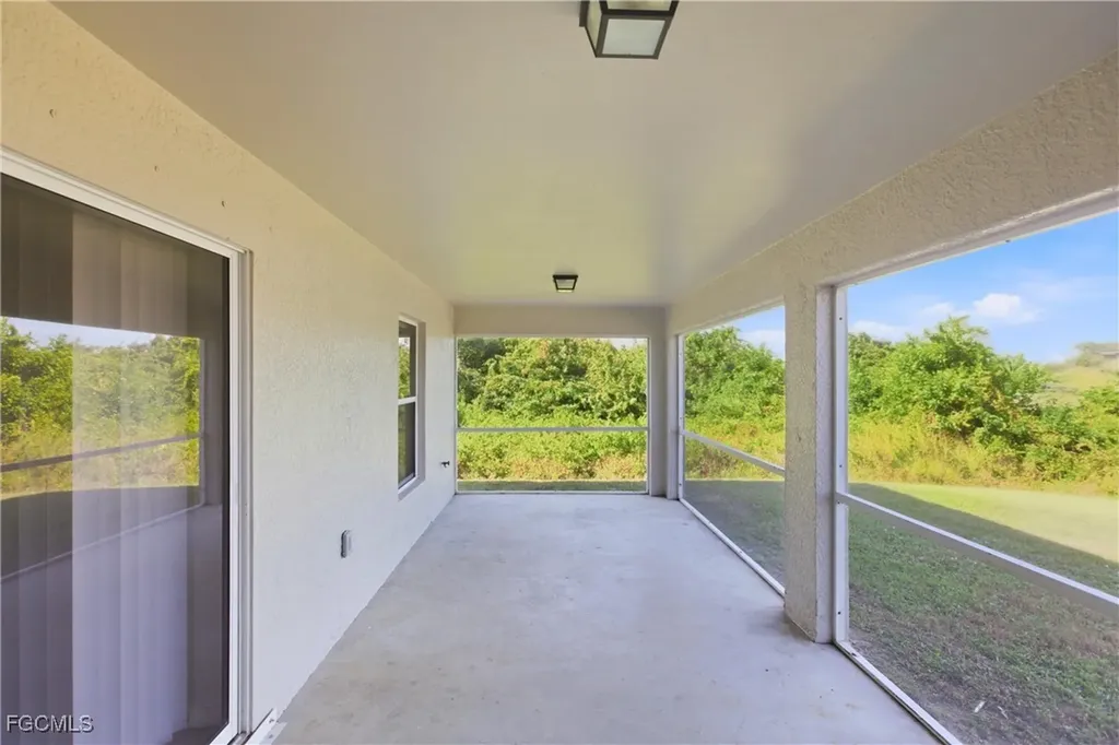 2906 26th Street SW Lehigh Acres FL 33976