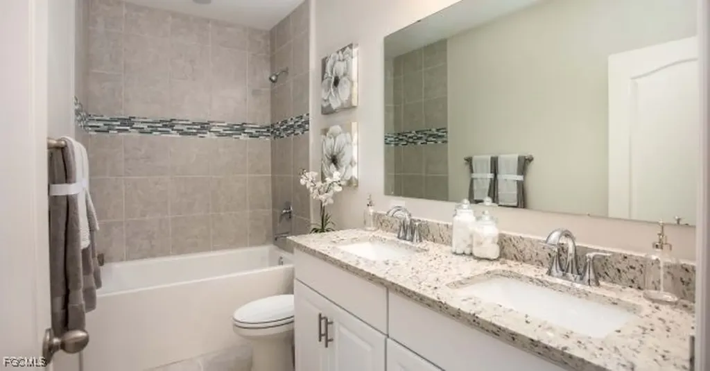 2802 13th Street SW Lehigh Acres FL 33976
