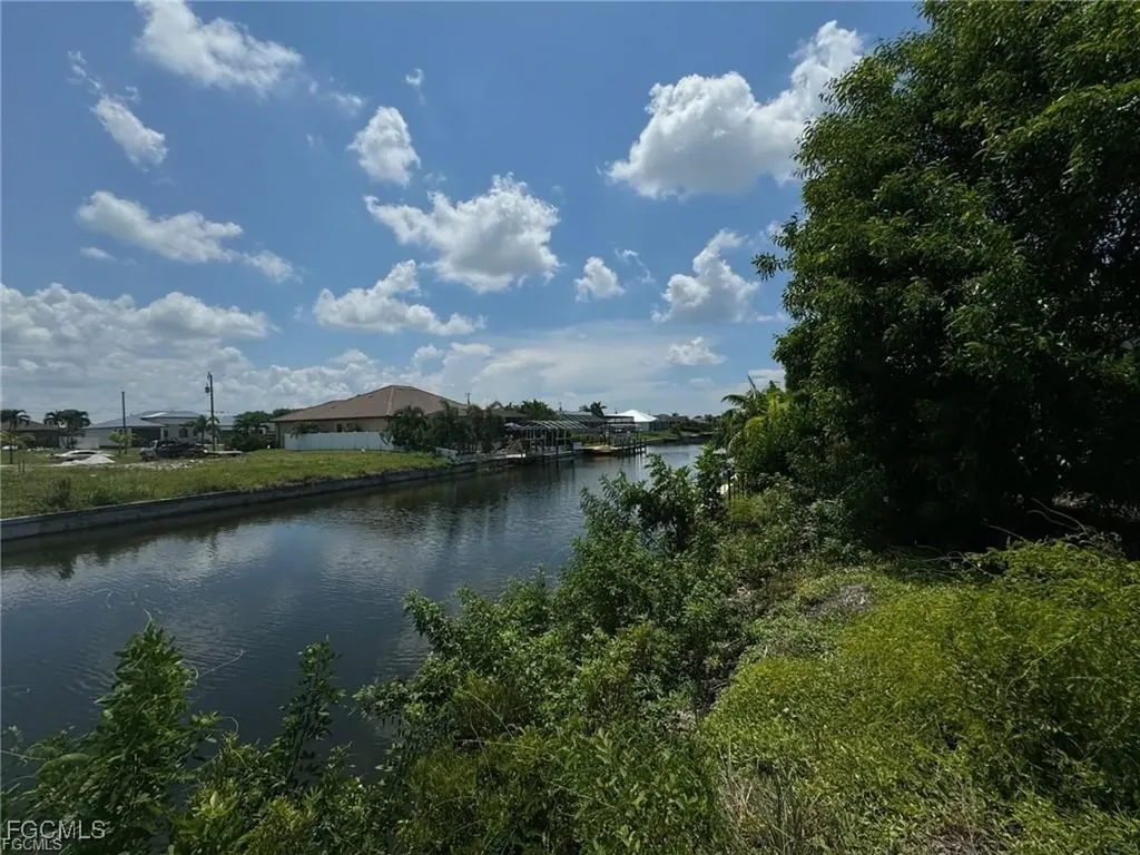 3733 SW 17th Place Cape Coral FL 33914