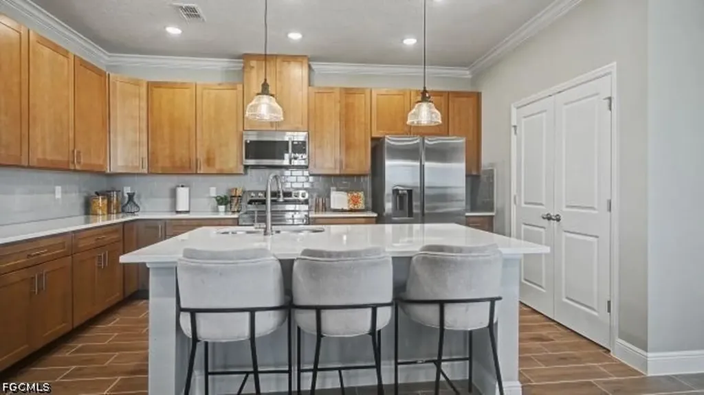 3708 9th Street SW Lehigh Acres FL 33976