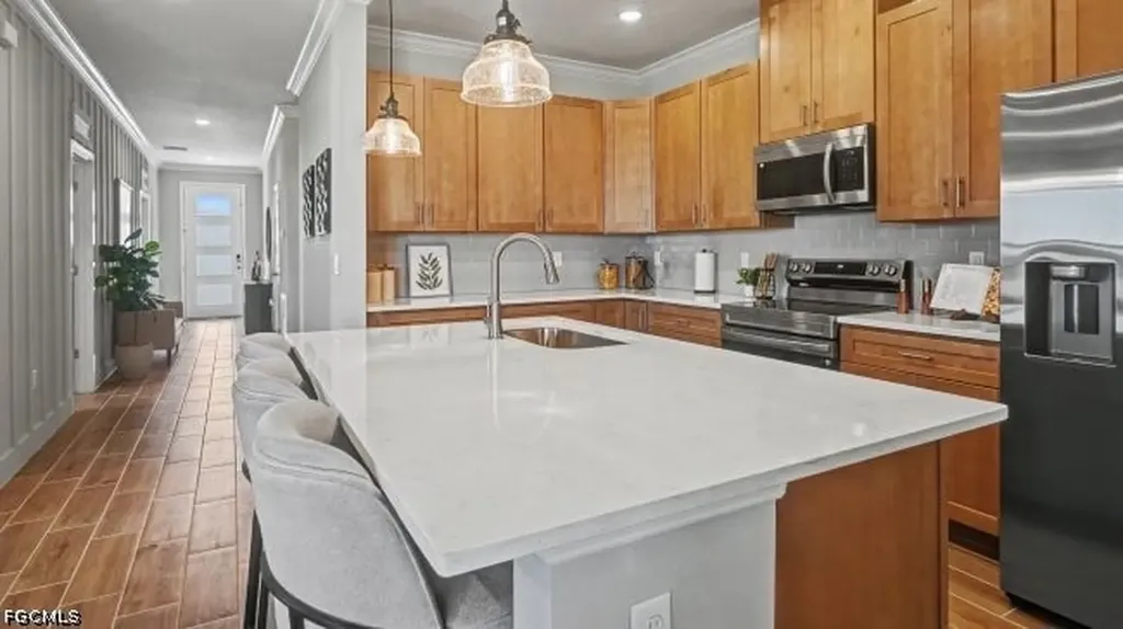 3708 9th Street SW Lehigh Acres FL 33976