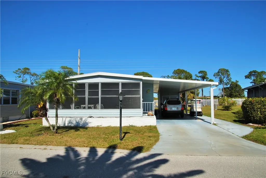 7 Nicklaus Boulevard North Fort Myers FL 33903