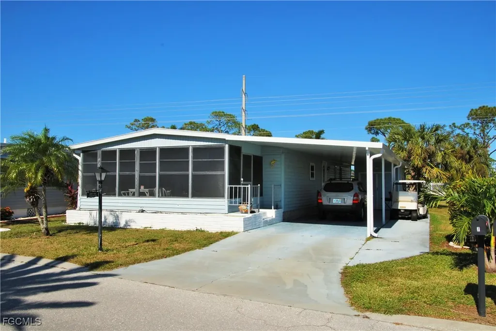 7 Nicklaus Boulevard North Fort Myers FL 33903
