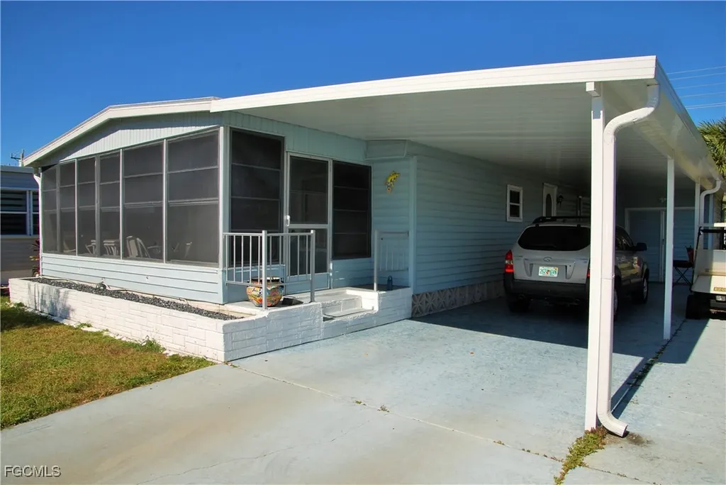 7 Nicklaus Boulevard North Fort Myers FL 33903