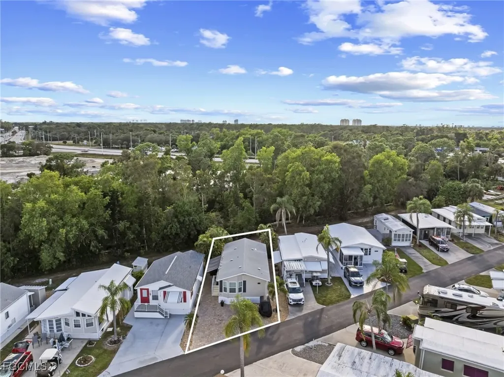 8528 Pepperwood Drive Estero FL 33928