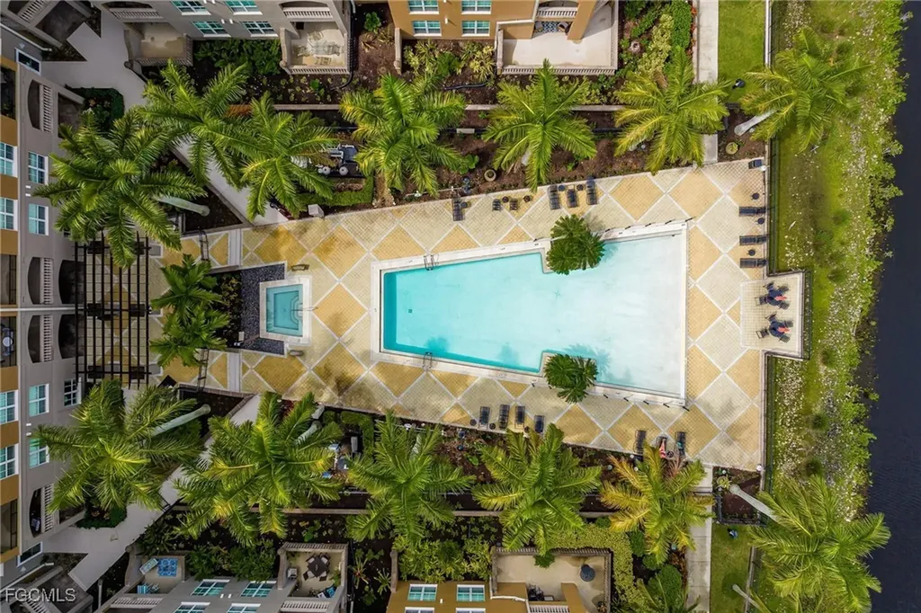 2825 Palm Beach Boulevard Fort Myers FL 33916