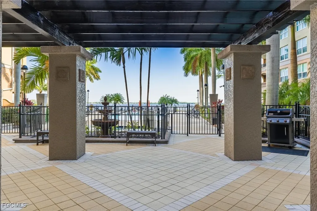 2825 Palm Beach Boulevard Fort Myers FL 33916