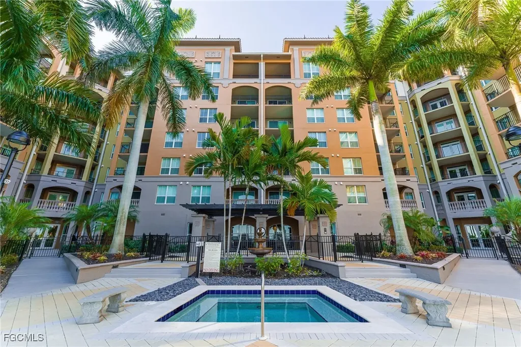 2825 Palm Beach Boulevard Fort Myers FL 33916