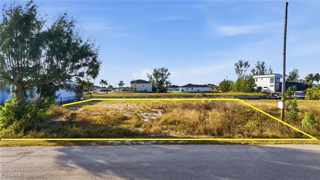 3704 NW 10th Street Cape Coral FL 33993