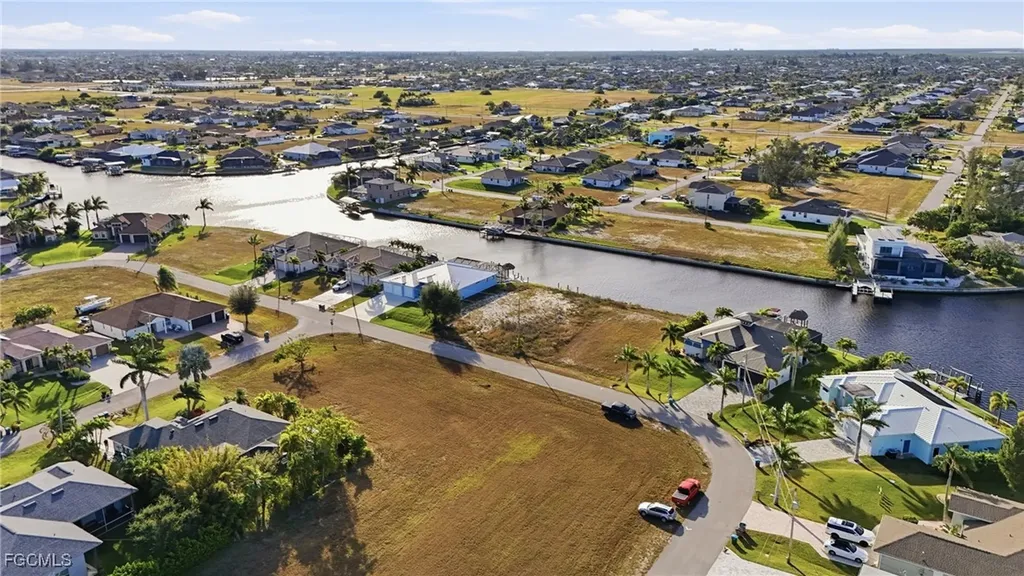 3704 NW 10th Street Cape Coral FL 33993