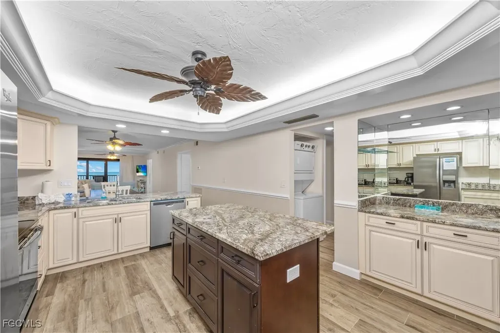 2445 W Gulf Drive Sanibel FL 33957