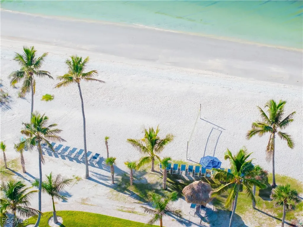 2445 W Gulf Drive Sanibel FL 33957