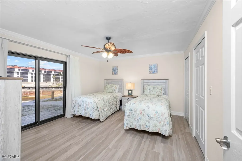 2445 W Gulf Drive Sanibel FL 33957