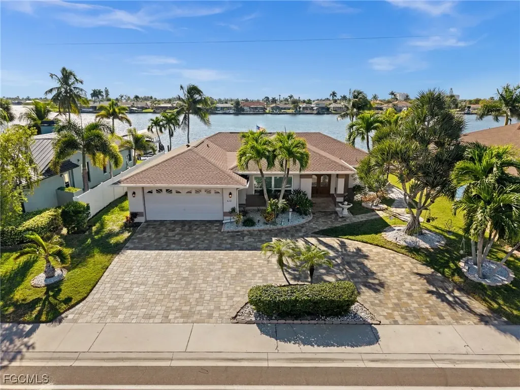 626 Cape Coral Parkway W Cape Coral FL 33914