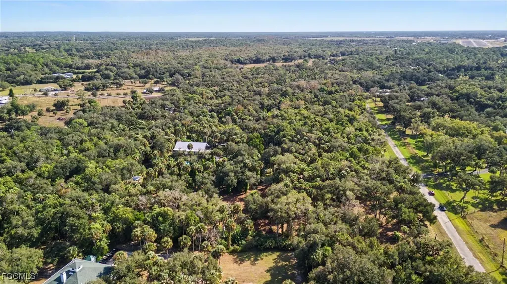 14221 River Road Fort Myers FL 33905