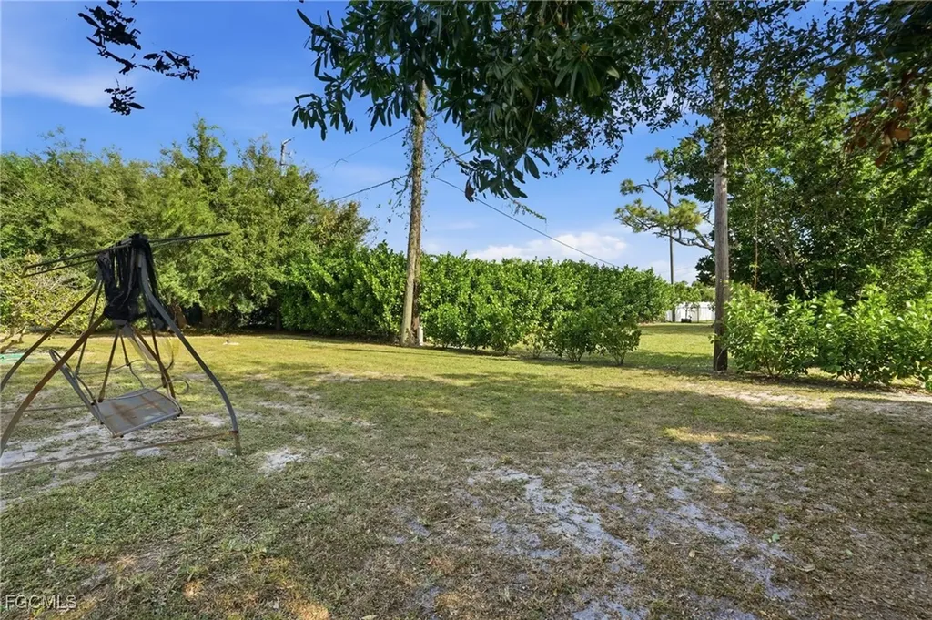 5541 Winkler Road Fort Myers FL 33919