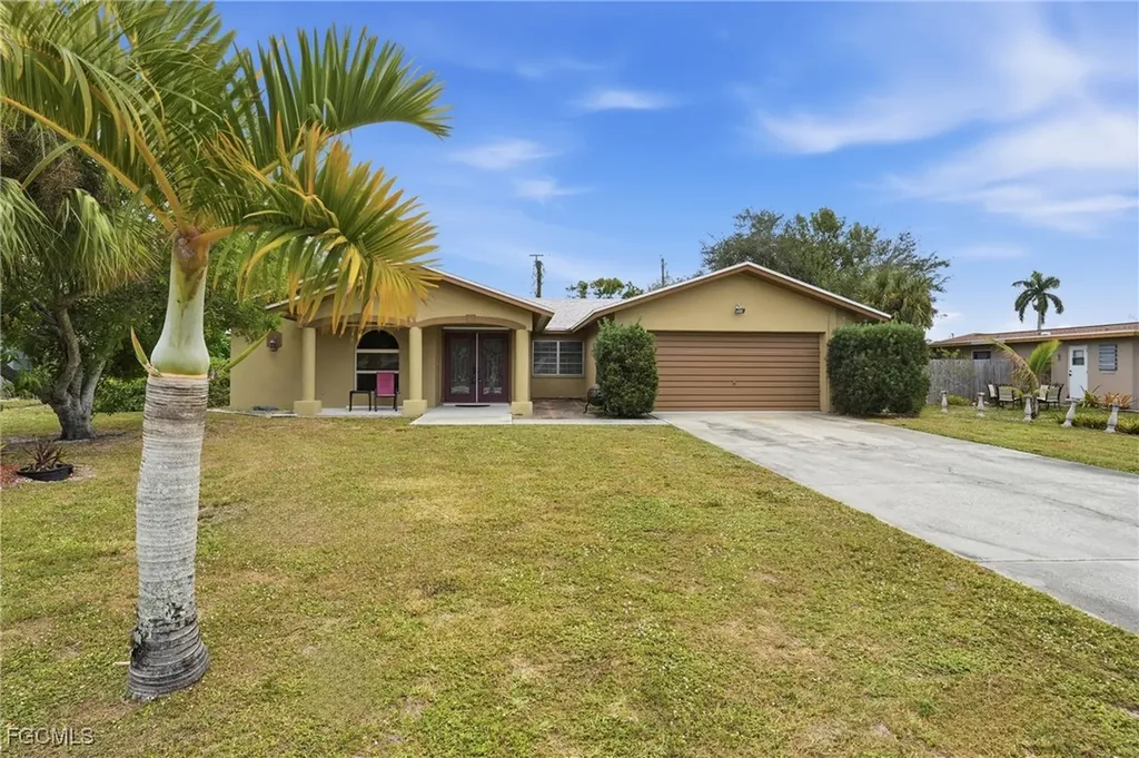 5541 Winkler Road Fort Myers FL 33919