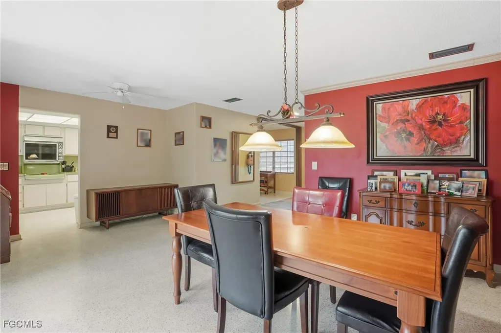 5541 Winkler Road Fort Myers FL 33919